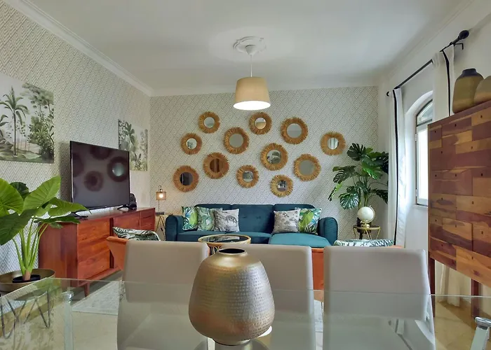 Daire Zentrale In By Interhome Lisboa