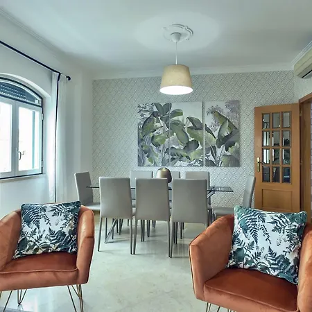 Zentrale In By Interhome דירה *