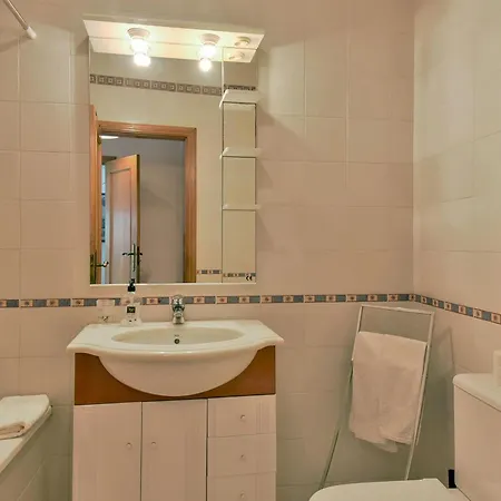 Zentrale In By Interhome דירה *